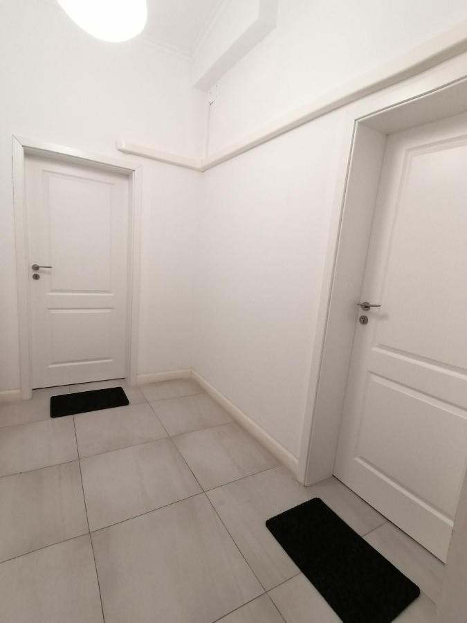 Central Accommodation Тимишоара Екстериор снимка